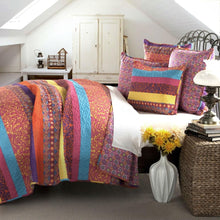 Load image into Gallery viewer, Full - Queen Colorful Floral Geometric Pattern 5 Piece Cotton Quilt Set