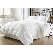 Load image into Gallery viewer, Queen size Hypoallergenic Down Alternative Comforter in White