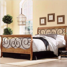 Load image into Gallery viewer, Queen size Metal and Wood Sleigh Bed in Autumn Brown Honey Oak Finish