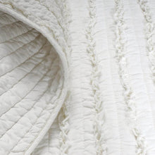 Load image into Gallery viewer, Twin Oversized 3-Piece Quilt Set White 100% Cotton Ruffles Pre-Washed