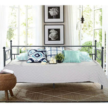 Load image into Gallery viewer, Twin Classic Metal Daybed Frame in Black