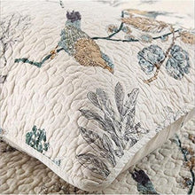 Load image into Gallery viewer, Queen size 3-Piece Quilt Bedspread Set in 100-Percent Cotton with Floral Birds Pattern