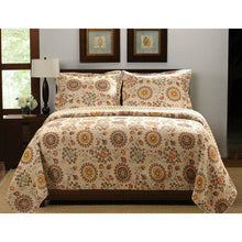 Load image into Gallery viewer, Full - Queen Retro Moon Shaped Floral Medallion Reversible 3 Piece Quilt Set