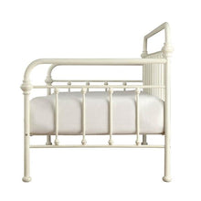 Load image into Gallery viewer, Twin size Contemporary Classic Style White Metal Daybed
