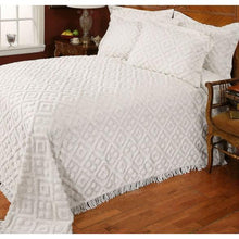 Load image into Gallery viewer, Full size Diamond Pattern Cotton Chenille Bedspread in White
