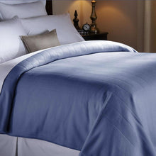 Load image into Gallery viewer, Twin size Quilted Fleece Heated Electric Blanket in Blue Lagoon