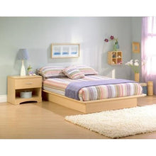 Load image into Gallery viewer, Queen Size Platform Bed Frame in Natural Maple Finish